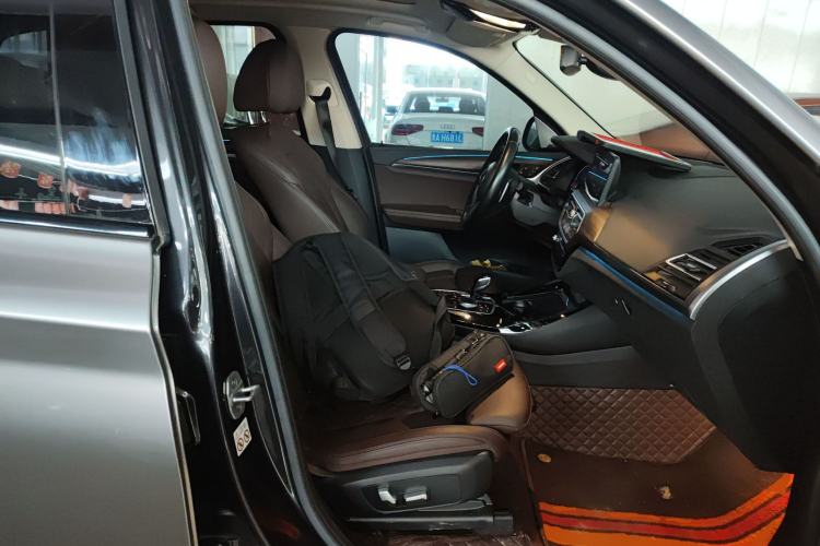 Used BMW X3 2022 xDrive30i Luxury Model M Night Sky Package Right Front Seat