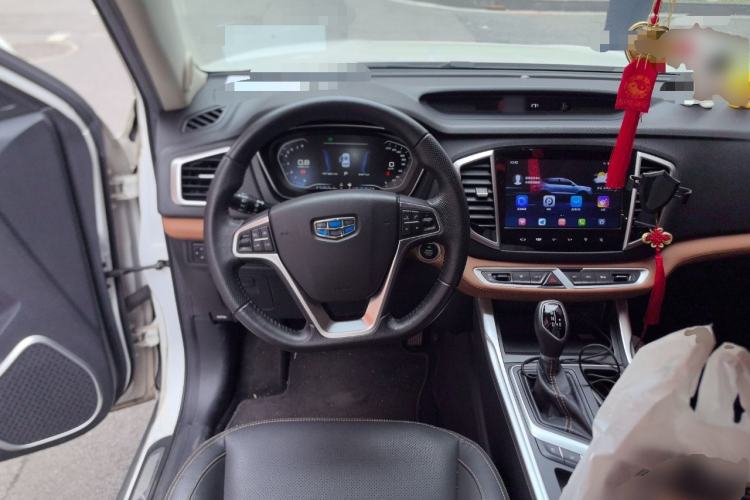 Used Geely Auto Vision X6 2018 1.4T CVT 4G Connected Luxury Version