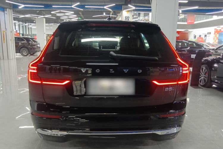 Used Volvo XC60 2022 B5 4x4 Smart Luxury Edition