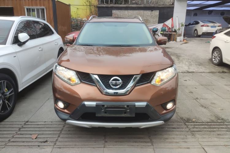 Used Nissan X-Trail 2015 2.0L CVT Comfort MAX Edition 2WD Front