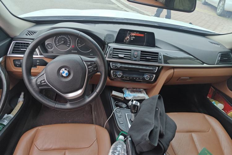 Used BMW 3 Series GT 2017 320i Luxury Design Package