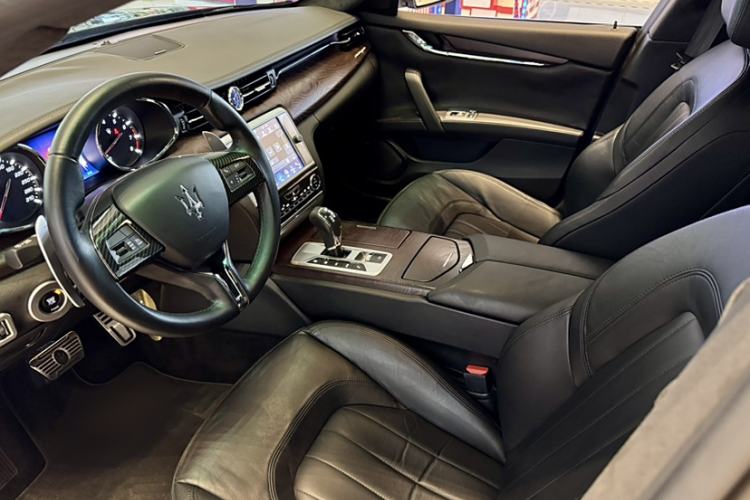 Used Maserati President 2013 3.0T Standard Model
