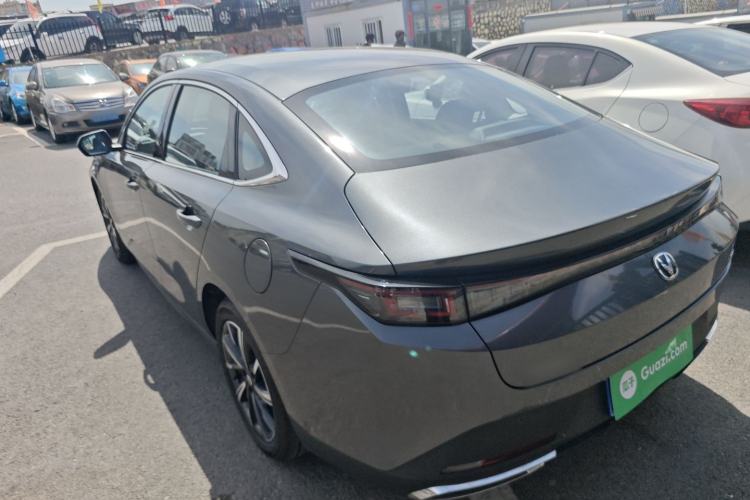 Used CHANGAN Eado 2025 Blue Whale 1.5T 500Bar Prestige Model