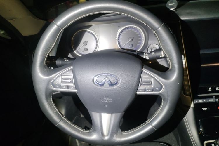 Used Infiniti Q50L 2016 2.0T Enjoyment Edition
