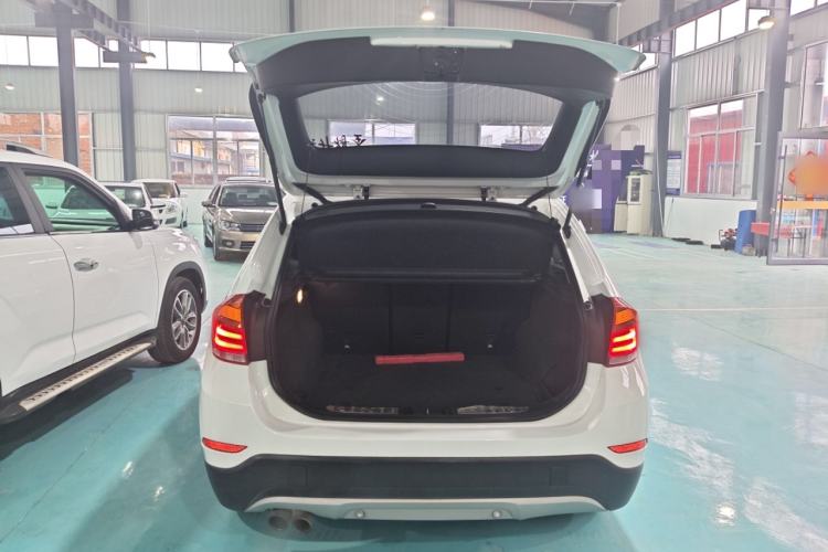 Used BMW X1 2014 sDrive18i Leading Model
