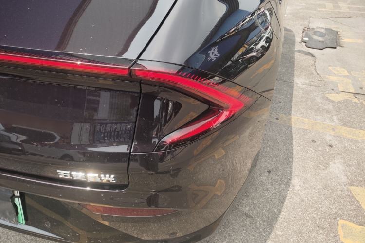 Used Wuling Xingguang 2024 Co-Creation Edition 150 Advanced Model Right Rear Taillight