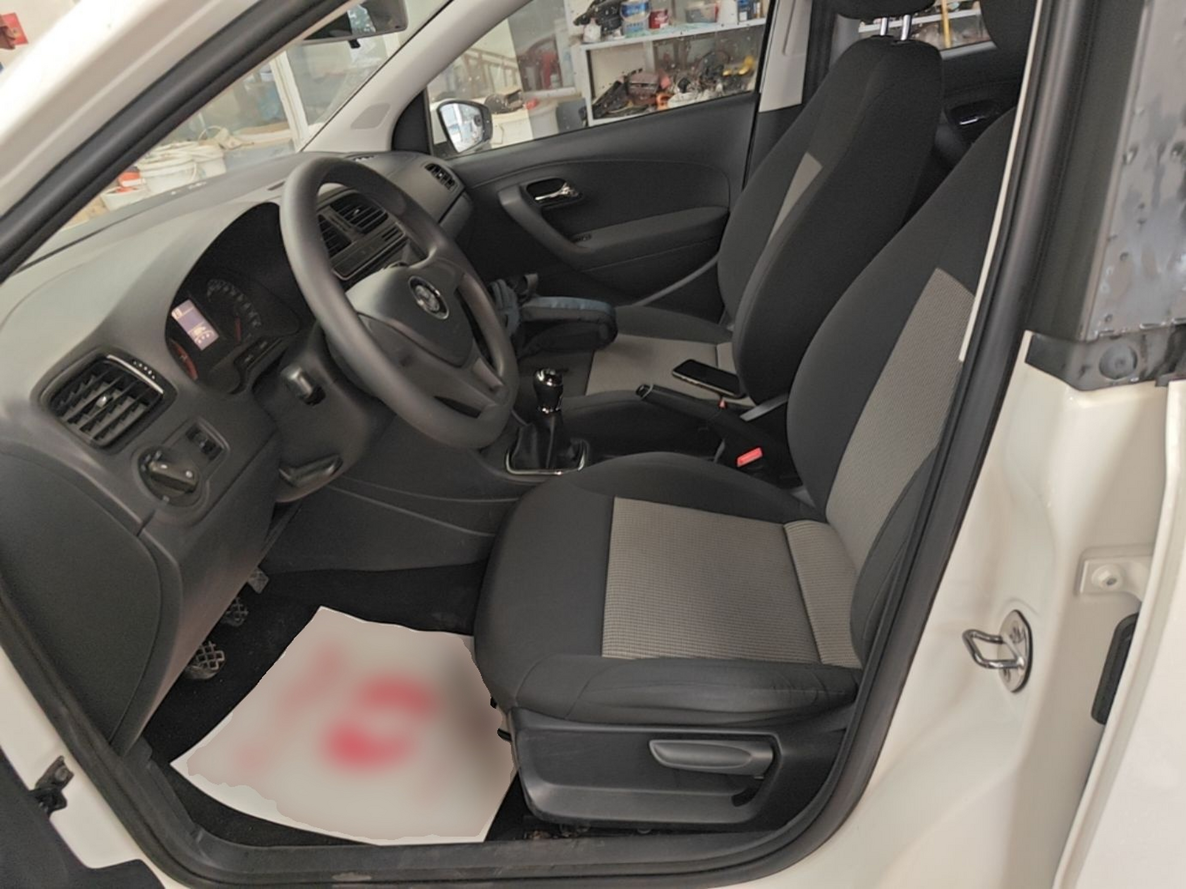Interior delantero