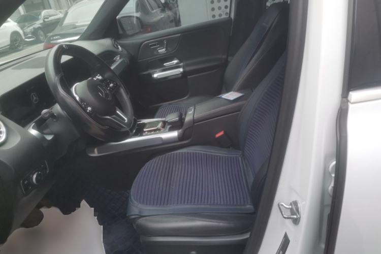 Used Mercedes-Benz GLB 2021 GLB 200 Fashion Model Left Front Seat