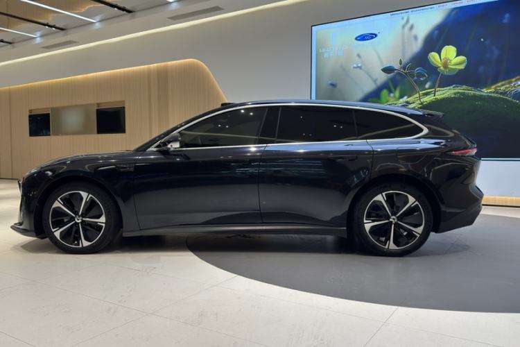 Used Nio ET5T 2024 75kWh Touring Exterior 3