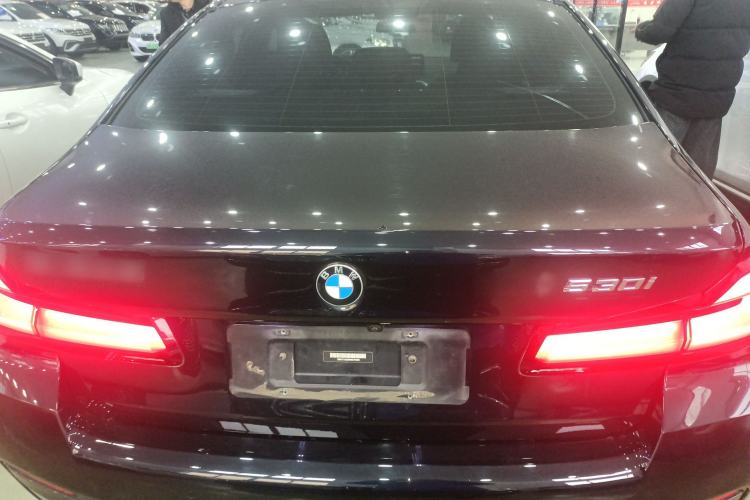 Used BMW 5 Series 2022 Restyled 525i M Sport Package