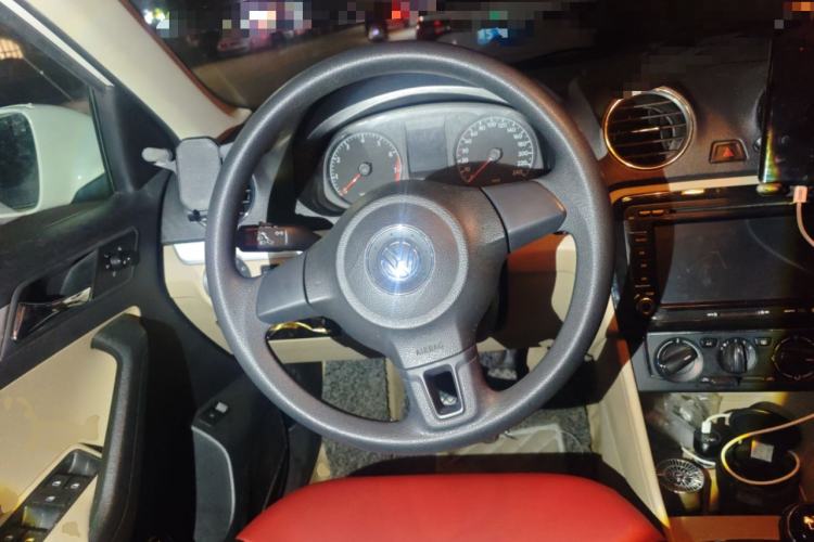 Used Volkswagen Jetta 2013 1.6L Manual Comfort Model