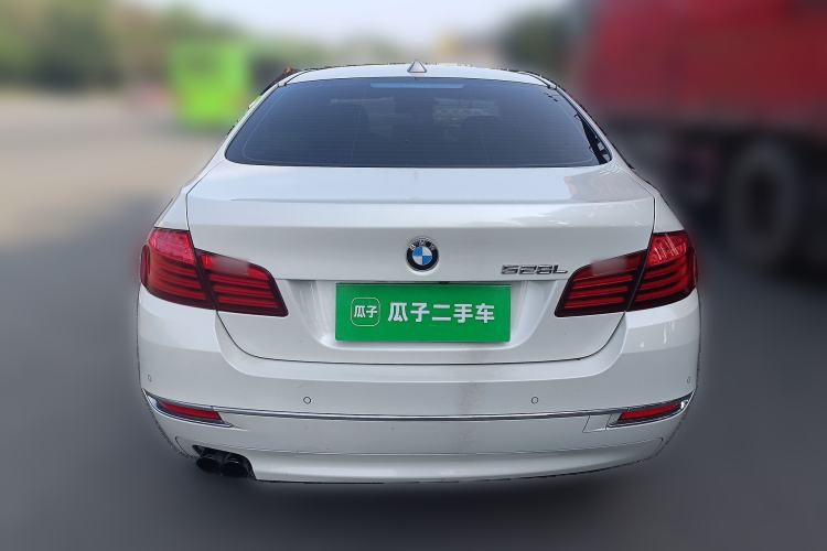 Used BMW 5 Series 2014 525Li Luxury Design Package
