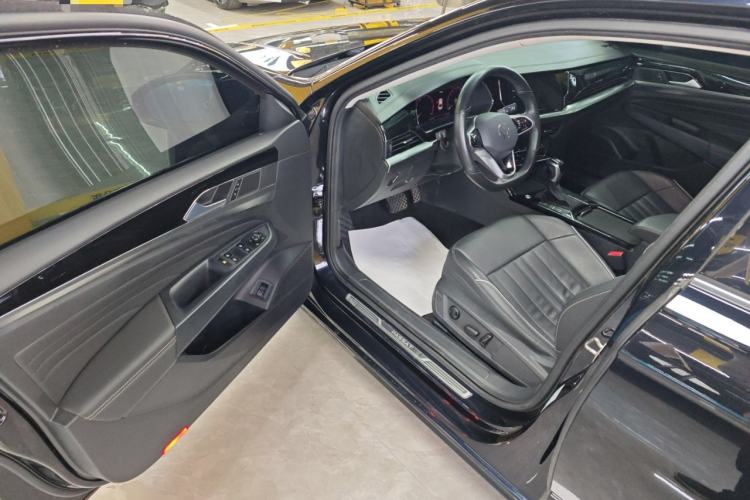 Used Volkswagen Passat 2023 330TSI Starry Elite Edition