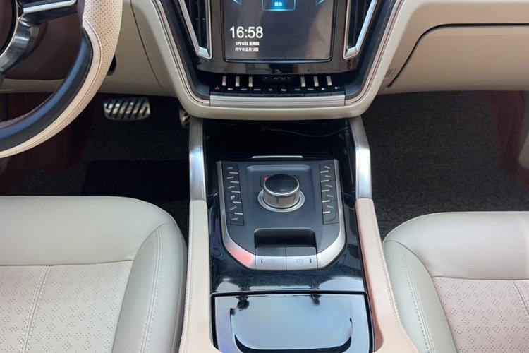 Used Zotye T700 2017 1.8T Dual-Clutch Prestige Model