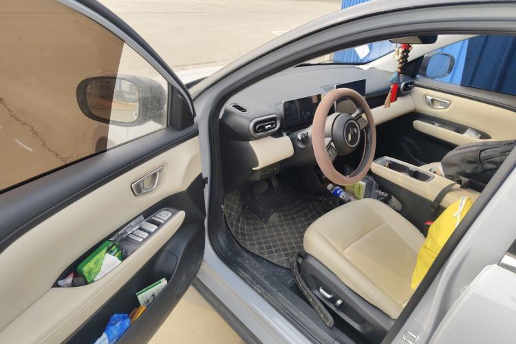 Used Wuling Bingo PLUS 2024 330 km Range Five-Seater Version