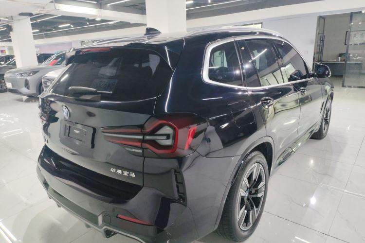 Used BMW iX3 2022 Leading Model
