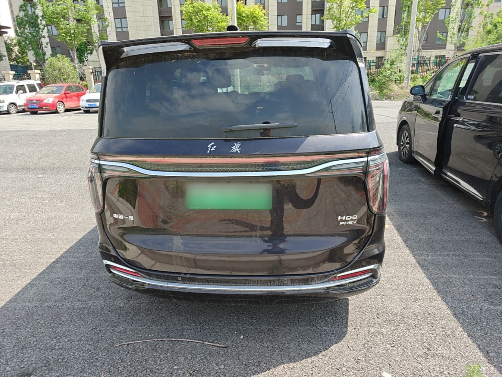 Hongqi HQ9 PHEV 2024 2.0T Four-Wheel Drive Business Edition — снимка 5