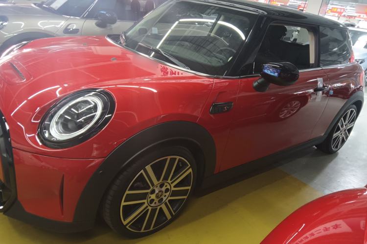 Used MINI MINI 2023 2.0T COOPER S Artist