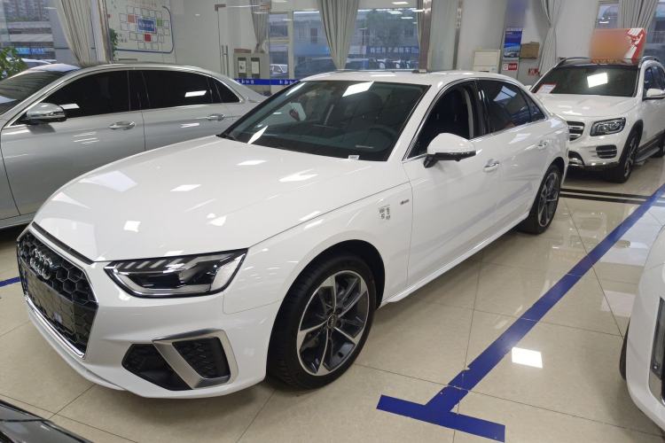 Used Audi A4L 2025 2 Million Units Enjoyment Version 40 TFSI Stylish and Dynamic Type