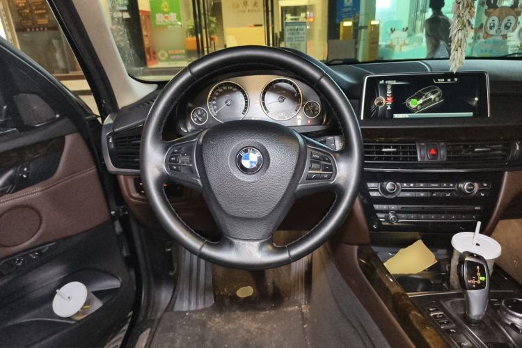 Used BMW X5 2014 xDrive35i Elegant Edition Steering Wheel