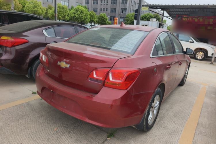 Used Chevrolet Cruze 2015 1.5L Classic SE AT Rear Right 45 Deg