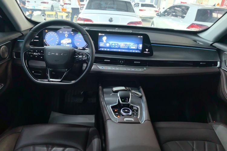 Used Chery Tiggo 8 PRO 2025 390T Two-Wheel Drive Prestige Version I
