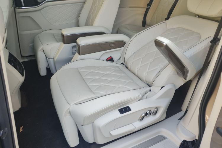 Used Volkswagen Viloran 2020 380TSI Prestige Edition