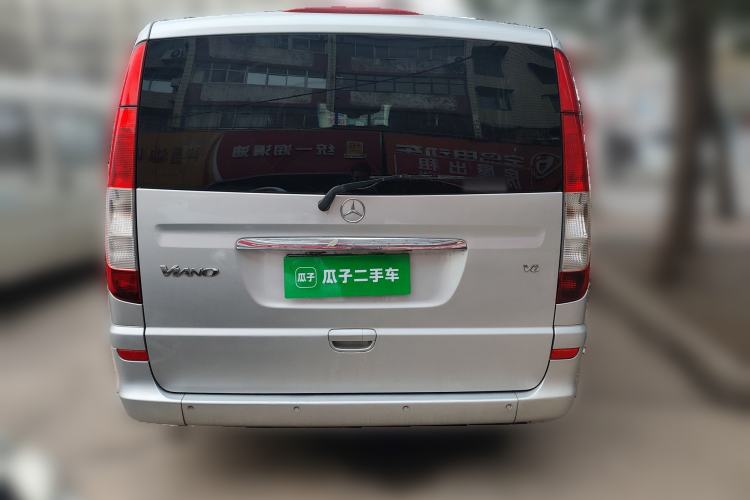 Used Mercedes-Benz Viano 2010 2.5L Prestige Edition