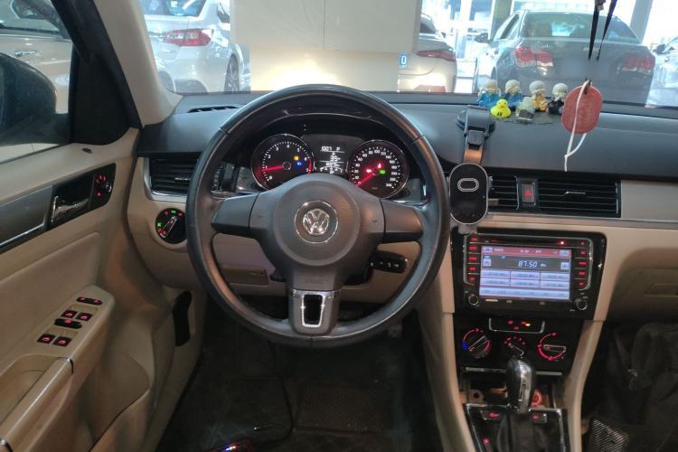 Used Volkswagen Bora 2014 1.6L Automatic Comfort Model
