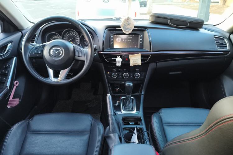 Used Mazda Atenza 2015 2.0L Blue Sky Luxury Edition Center Console