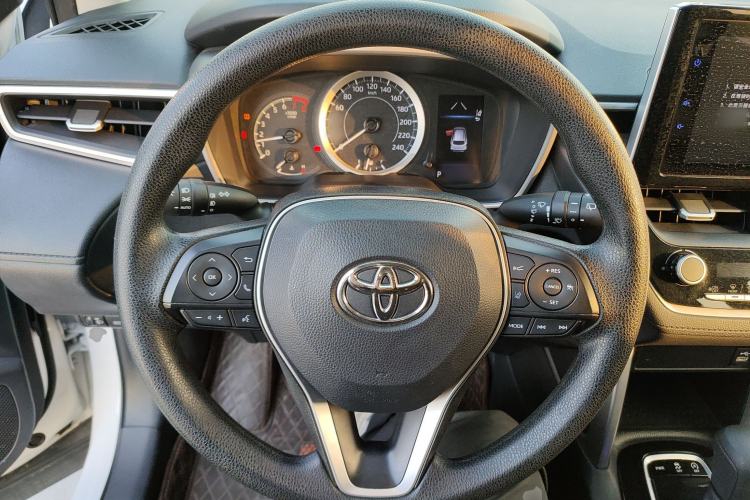 Used Toyota FRONTLANDER 2022 2.0L CVT Luxury PLUS Edition