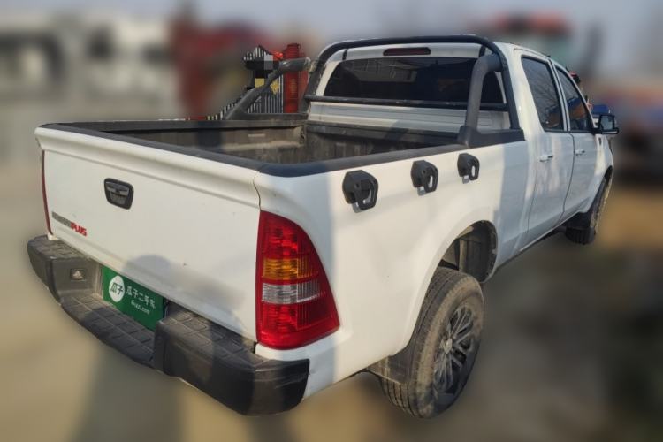 Used Foton Conqueror PLUS 2023 Revised Version 2.0T Manual Diesel Two-Wheel Drive Elite Trim with Long Wheelbase and High Cargo Bed – 4F20TC
