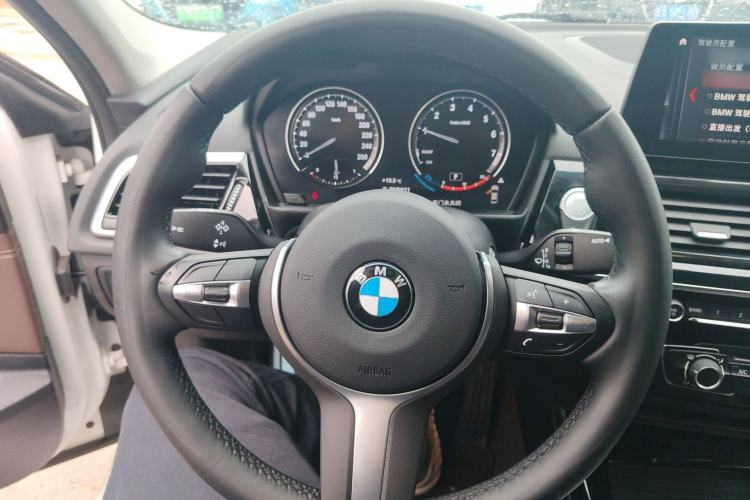 Used BMW 1 Series 2021 Restyled 125i M Sport Night Edition Steering Wheel