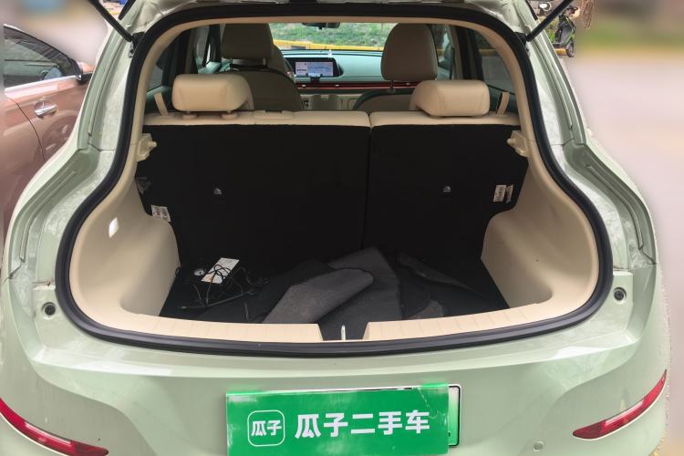 Used ORA Good Cat 2023 401 km Standard Range Luxury Version Lithium Iron Phosphate