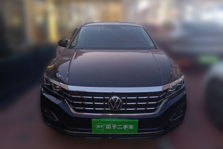 Used Volkswagen Passat 2020 Facelift 330TSI Elite Edition China VI Standard