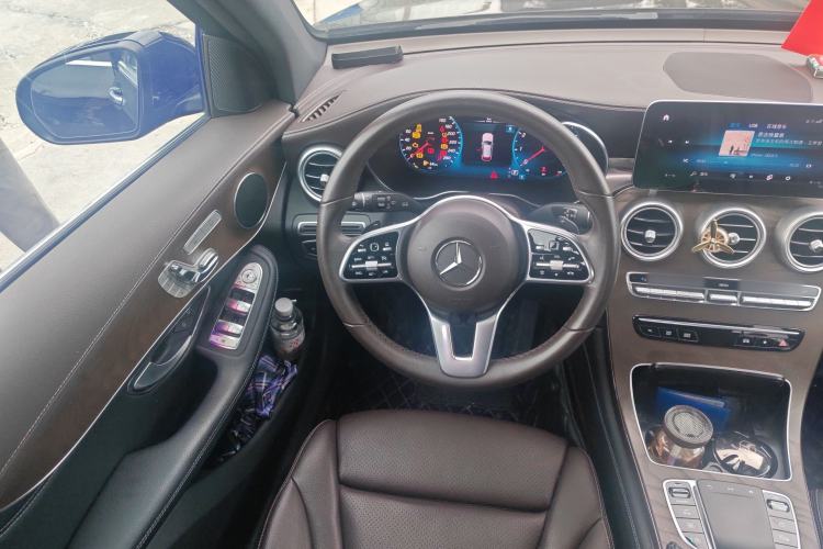 Used Mercedes-Benz GLC 2020 GLC 300 L 4MATIC Dynamic Edition Steering Wheel