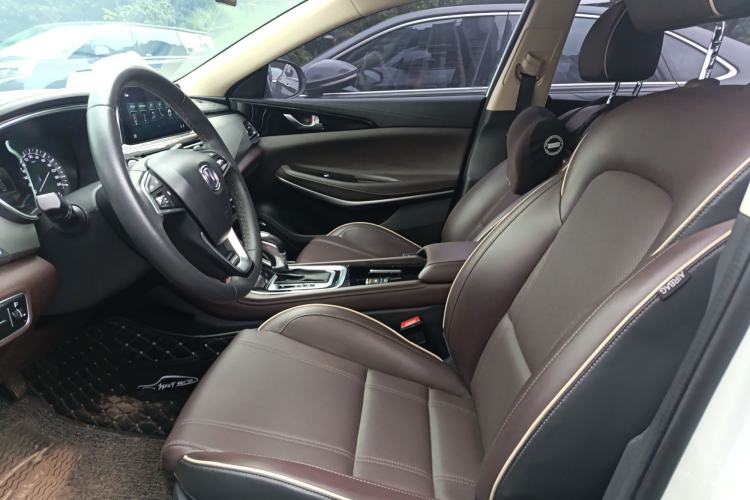 Used CHANGAN Raeton CC 2018 1.5T Automatic Haoya Model Guangmang Edition China V Standard Left Front Seat