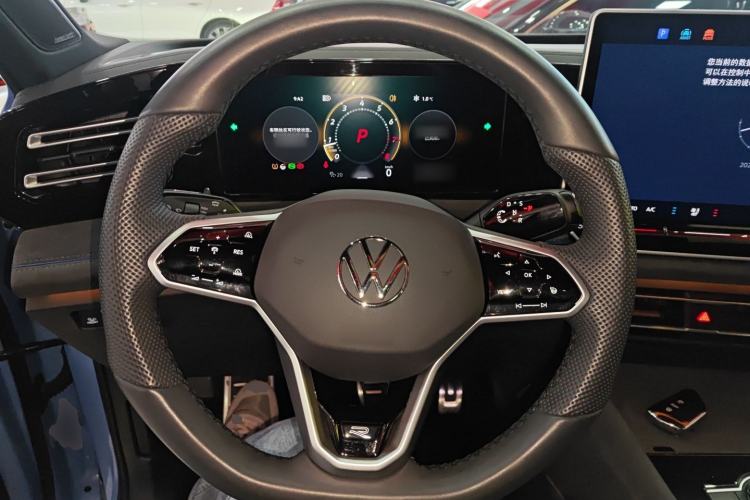 Used Volkswagen Tiguan L 2024 PRO 380TSI Four-Wheel Drive R-Line Prestige Edition
