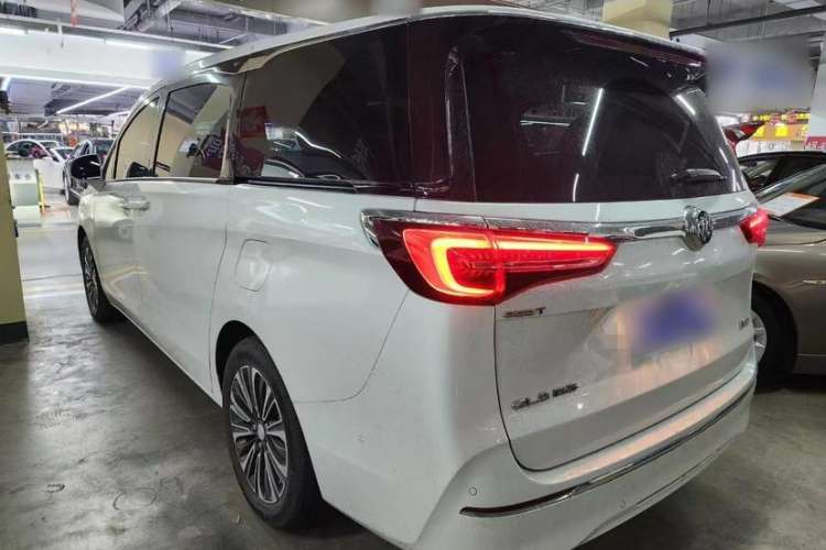 Used Buick GL8 2022 ES Land Cruiser 653T Luxury Model
