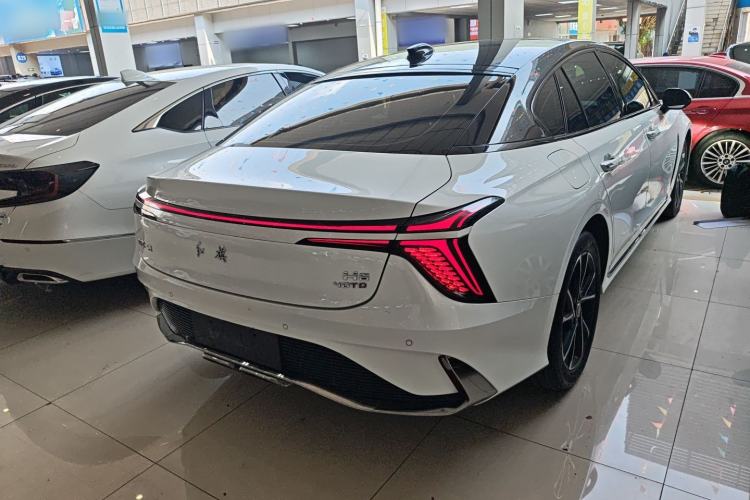 Used Hongqi H6 2024 2.0T ZhiMei Edition Rear Right 45 Deg