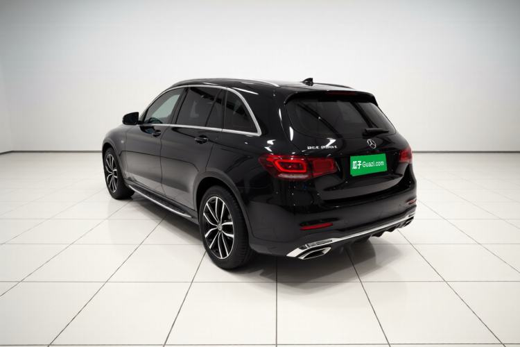 Used Mercedes-Benz GLC 2020 Facelift GLC 300 L 4MATIC Dynamic Edition Exterior 3