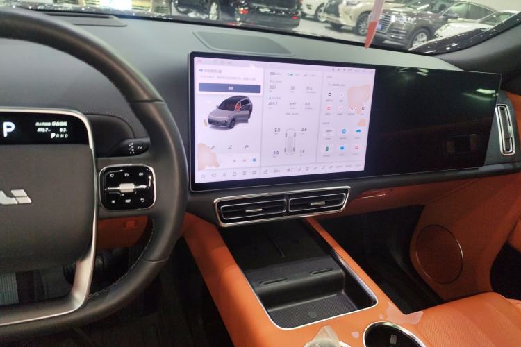 Used Li Auto L8 2023 Air model
