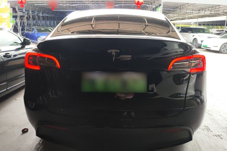 Used Tesla Model Y 2022 Long-Range All-Wheel-Drive Version Rear