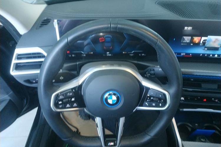 Used BMW i3 2025 eDrive 40 L Midnight Edition
