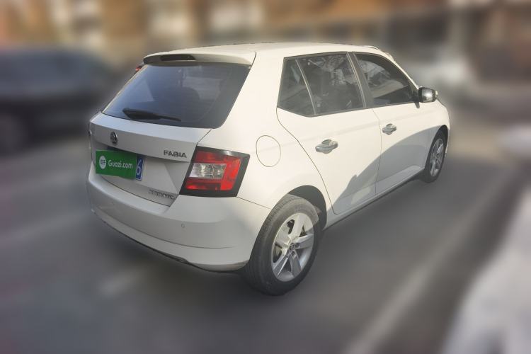 Used Skoda Fabia 2017 1.4L Automatic Car Enjoy Edition
