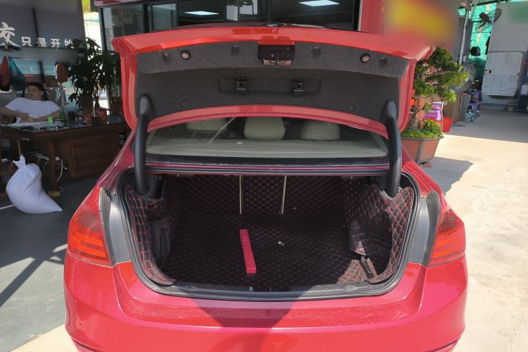 Used BMW 3 Series 2015 316Li Fashion Model
