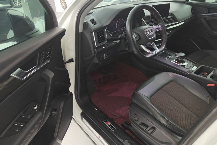 Used Audi Q5L 2018 45 TFSI Prestige Fashion Edition China V Emission Standard Driver Seat