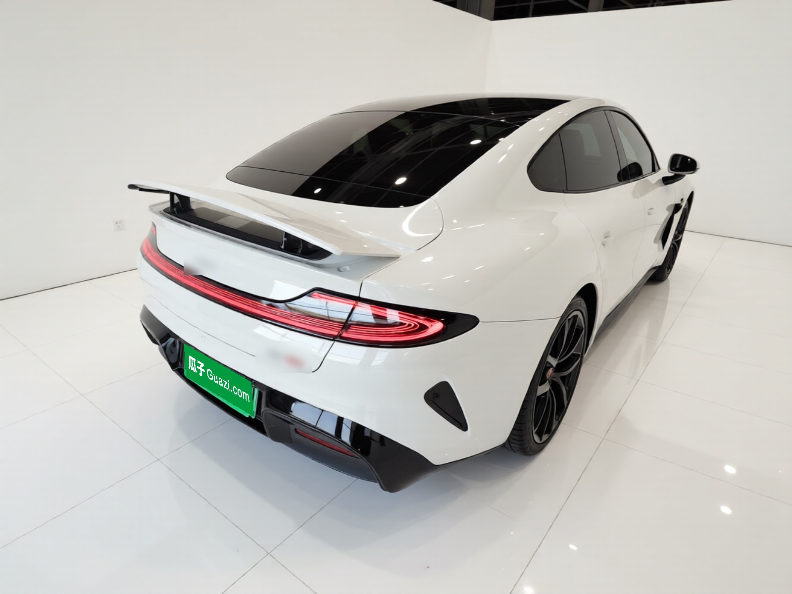 Xiaomi Auto SU7 2024 Four-Wheel Drive Ultra-Long Range Advanced Intelligent Driving Max Edition — снимка 6