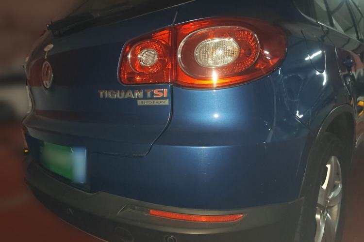 Used Volkswagen Tiguan 2010 1.8TSI Automatic All-Wheel-Drive Elite Edition Rear Right 45 Deg