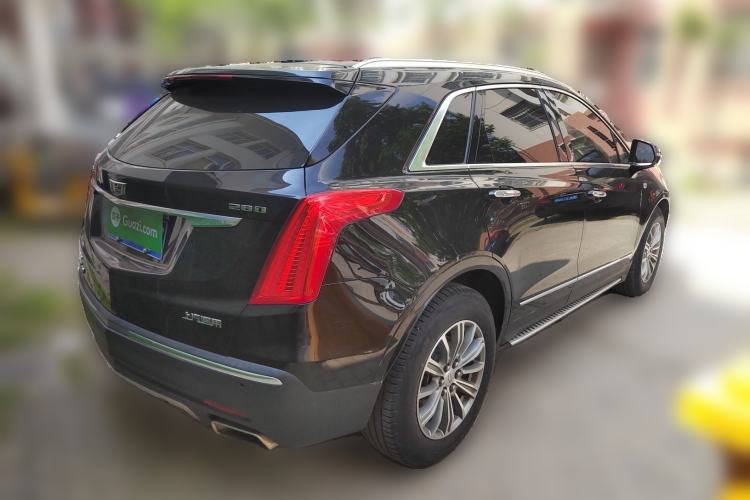 Used Cadillac XT5 2018 28T Four-Wheel Drive Luxury Model Rear Right 45 Deg